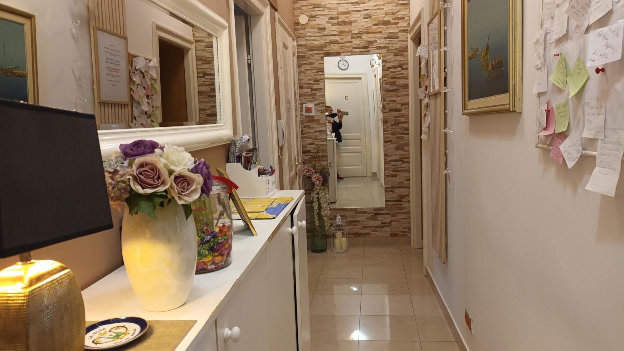 Guesthouse Vrlic สปลิท ภายนอก รูปภาพ