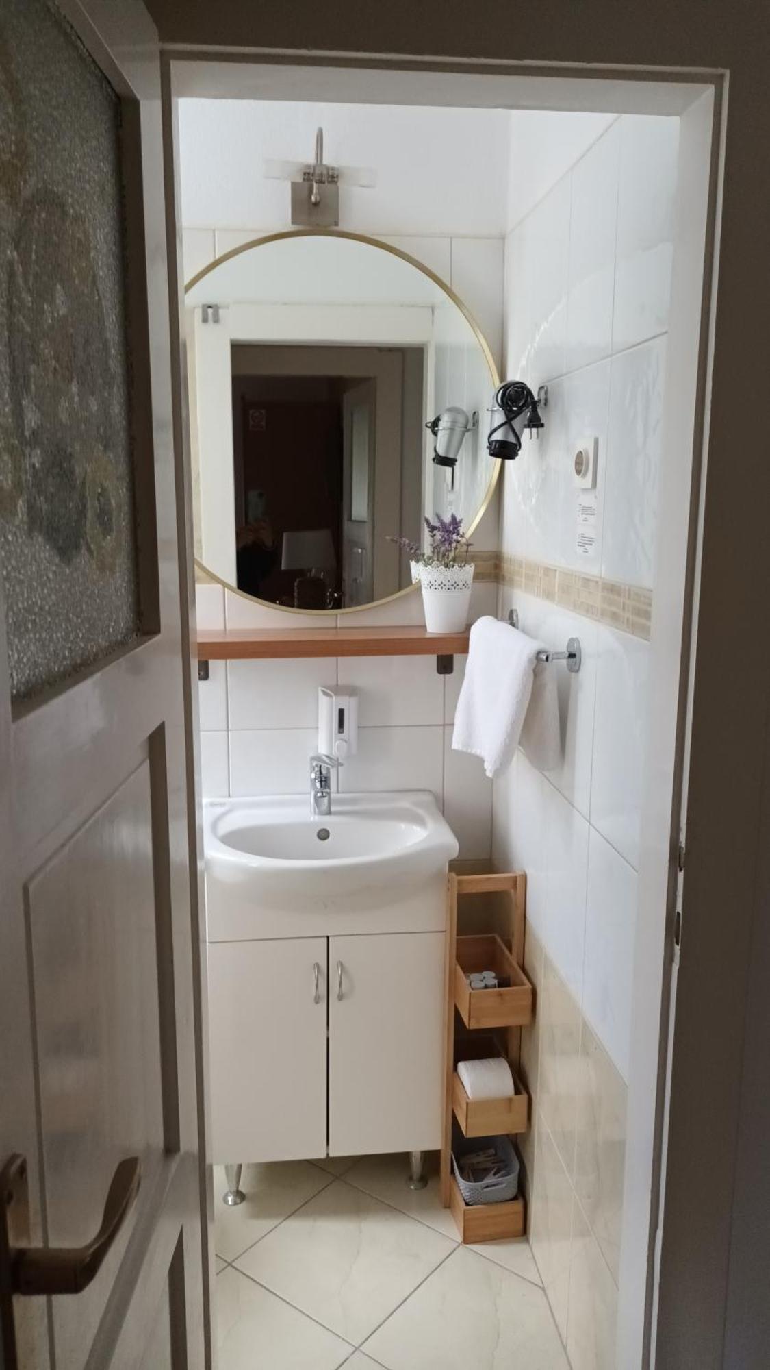 Guesthouse Vrlic สปลิท ภายนอก รูปภาพ